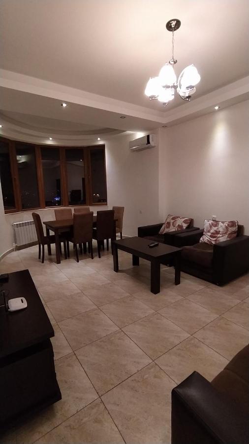 Elite Apartments Yerevan Bagian luar foto