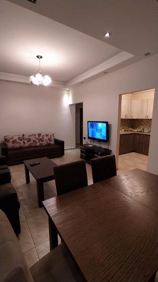 Elite Apartments Yerevan Bagian luar foto