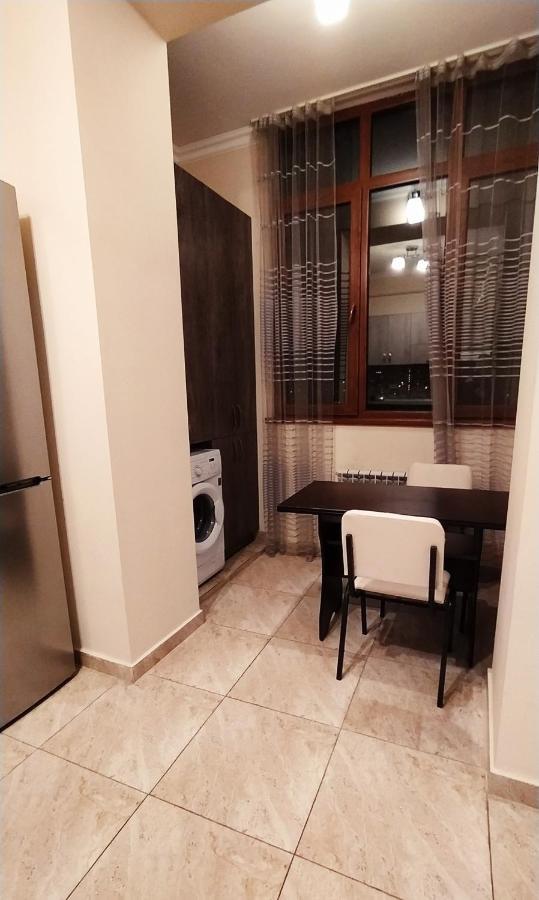 Elite Apartments Yerevan Bagian luar foto