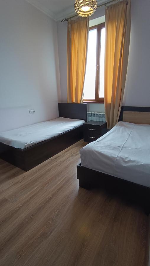 Elite Apartments Yerevan Bagian luar foto