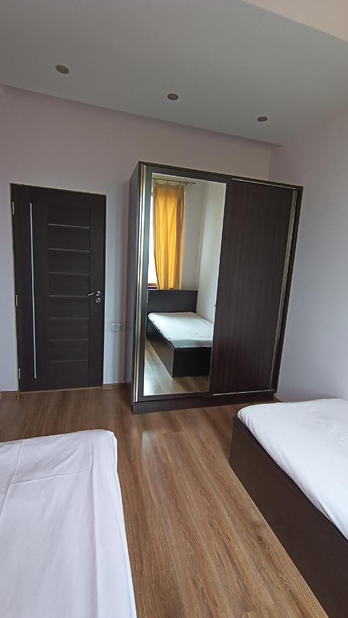 Elite Apartments Yerevan Bagian luar foto