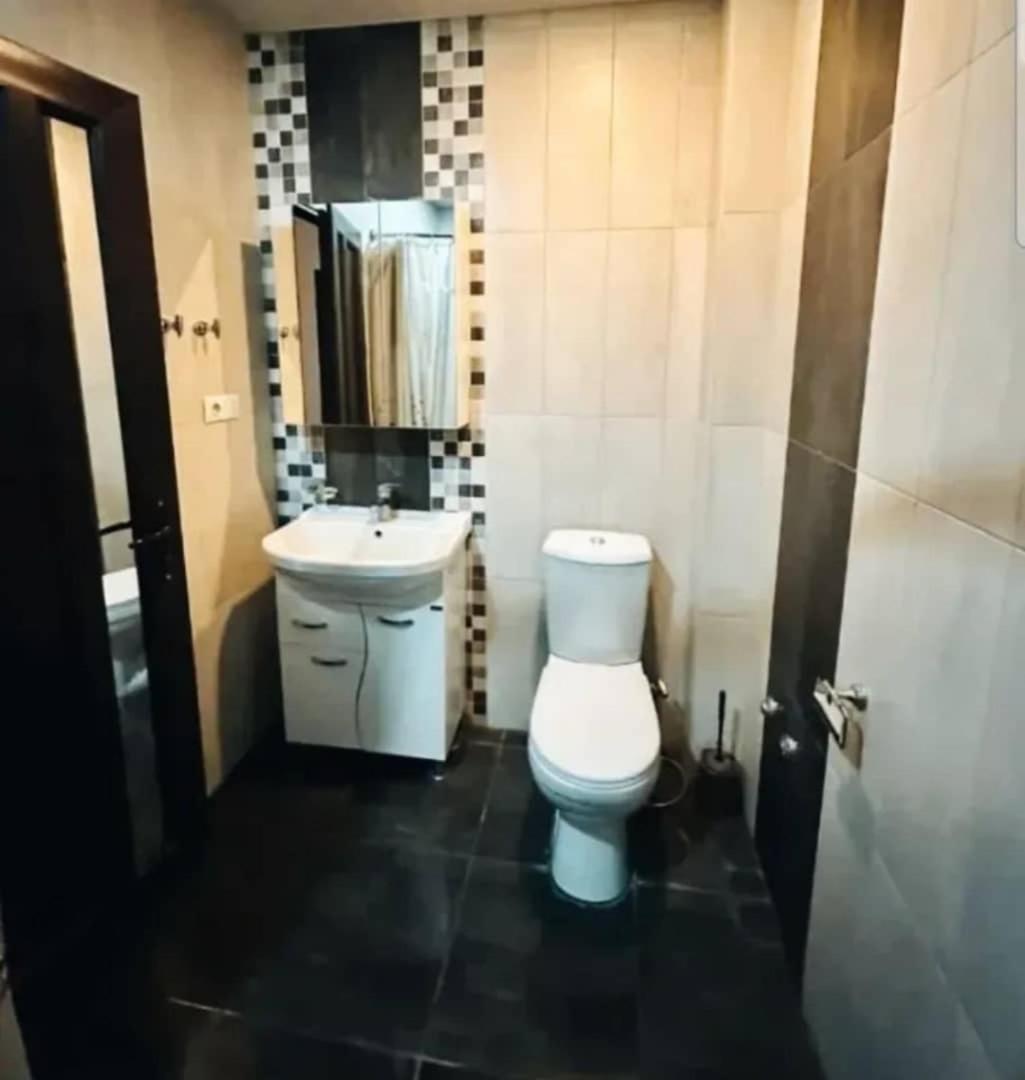 Elite Apartments Yerevan Bagian luar foto